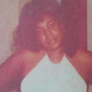 Meet your Posher, Inez